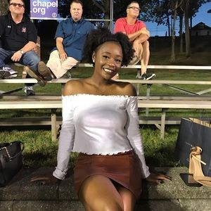 Meet your Posher, Jada